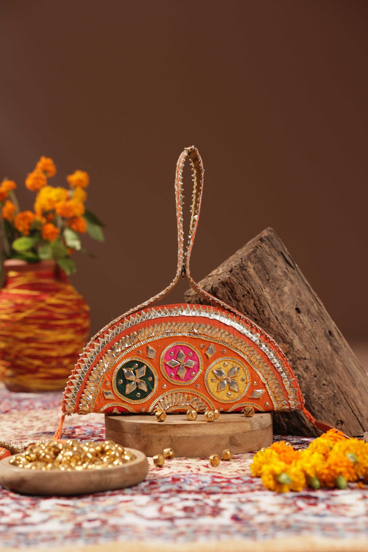 CHAAND HANDBAG - ORANGE