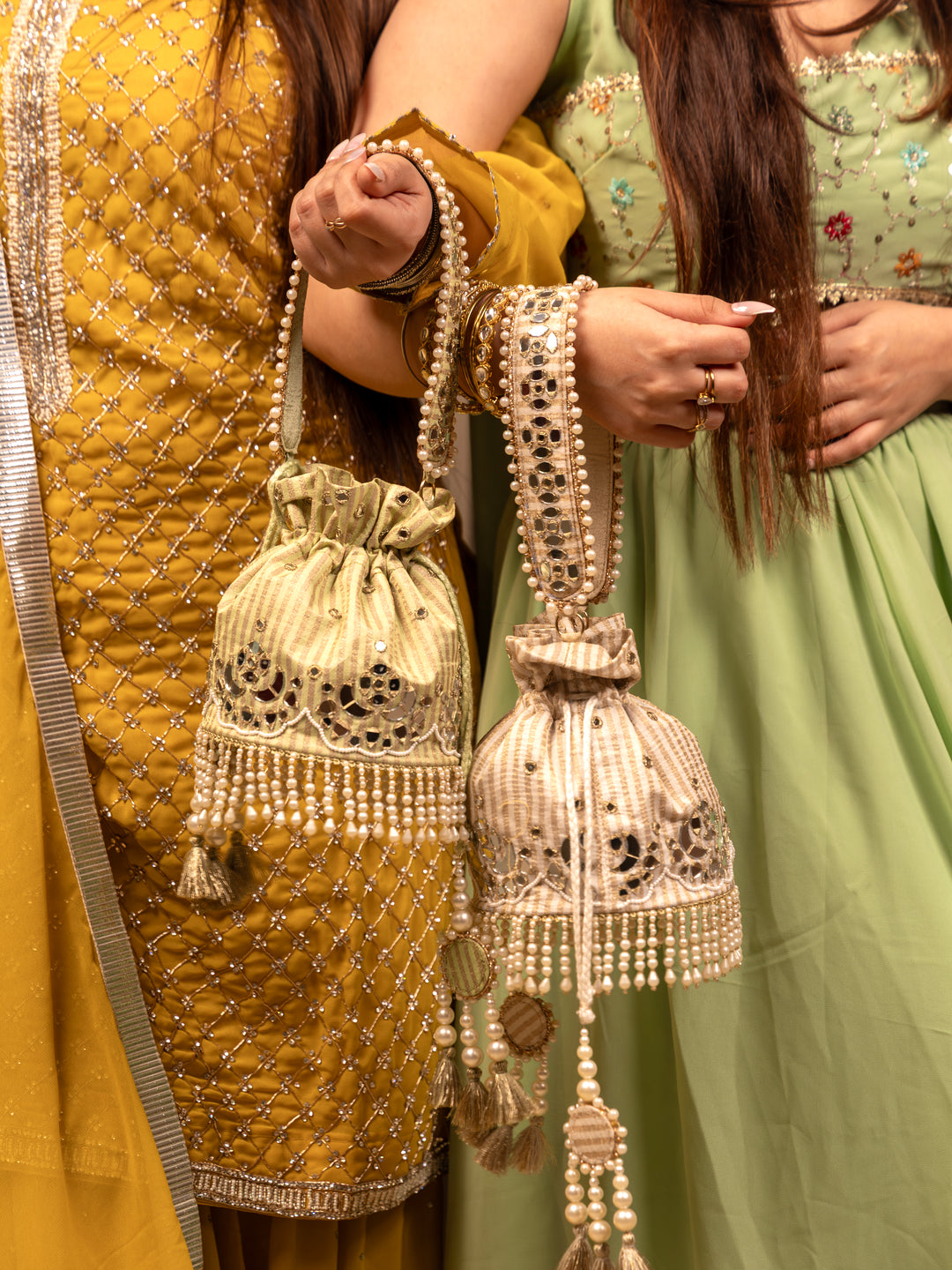 Aaina potli Bag - Pastel Green - Suave Bags