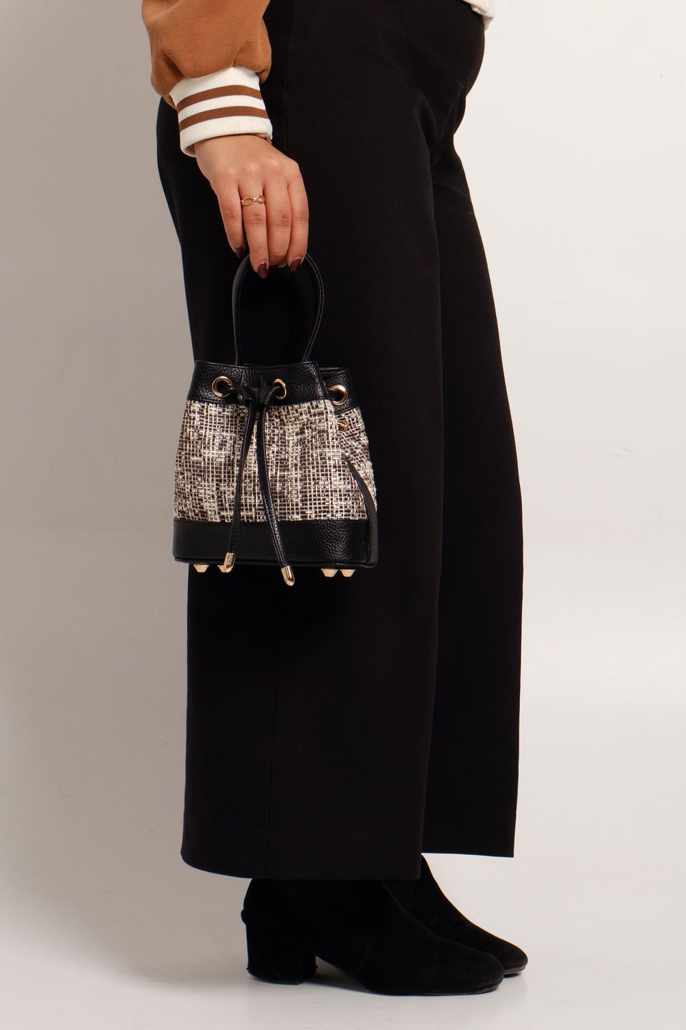 The Urban Tweed Bucket Bag - Suave Bags