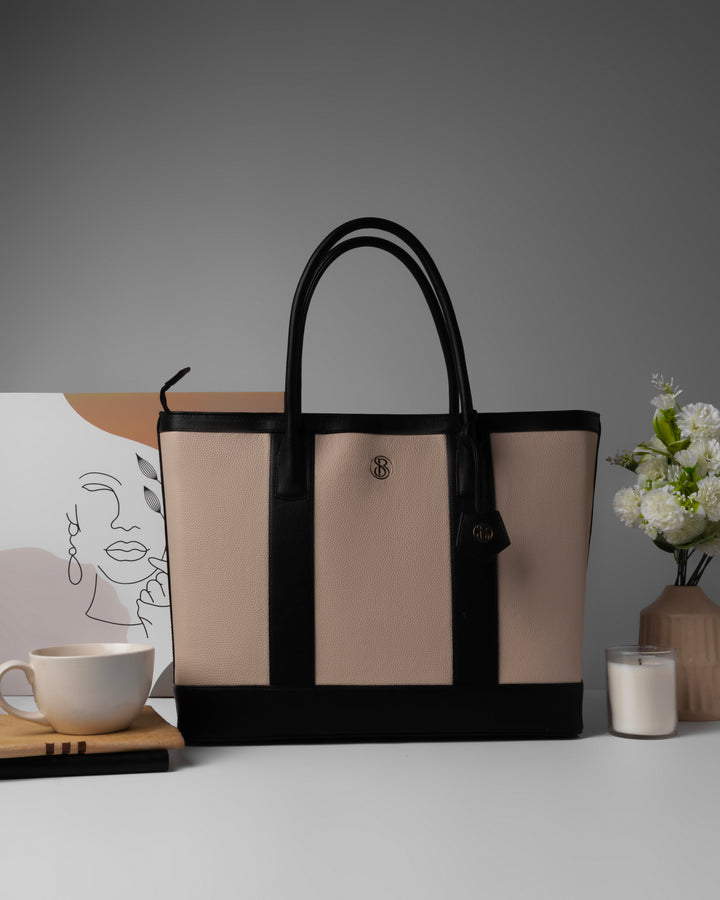 The Cambridge Classic Tote-Off white/ black combo